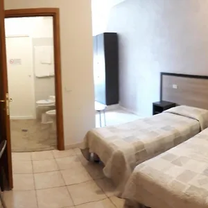 https://hotel-salus-milan.it-lombardy.com